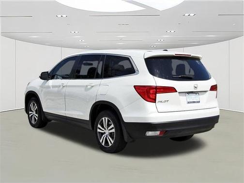 2017 Honda Pilot EX
