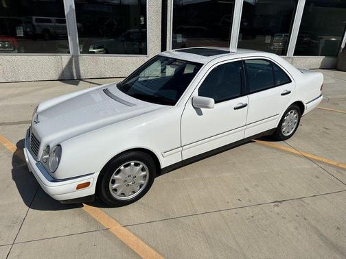 1998 Mercedes-Benz E-Class 