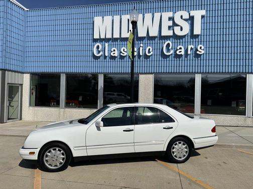 1998 Mercedes-Benz E-Class 