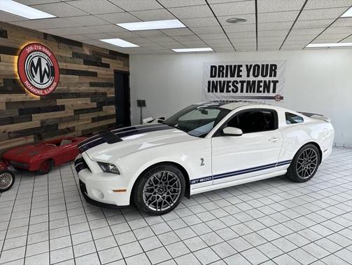 2013 Ford Shelby GT500 Base