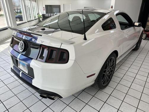 2013 Ford Shelby GT500 Base