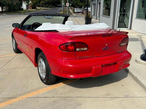 1997 Chevrolet Cavalier Base