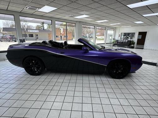 2009 Dodge Challenger SRT8