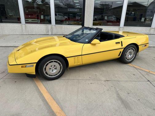 Yellow 1986 Chevrolet Corvette Base