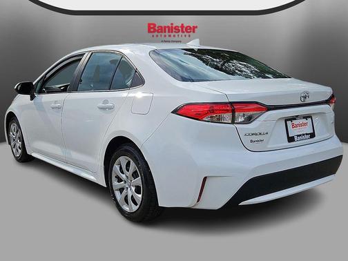 White 2022 Toyota Corolla LE