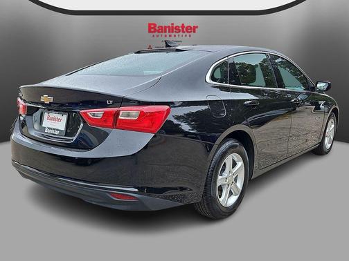Mosaic Black Metallic 2023 Chevrolet Malibu FWD 1LT
