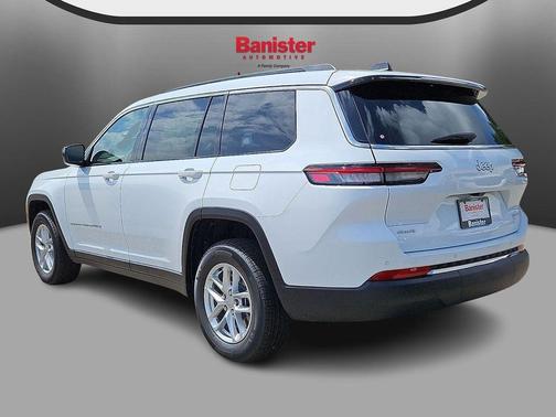 Bright White Clearcoat 2026 Jeep Grand Cherokee L Laredo