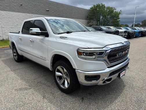 Bright White Clearcoat 2020 RAM 1500 Limited