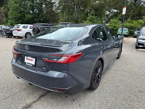 Underground 2025 Toyota Camry SE