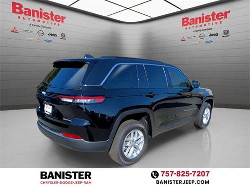 2025 Jeep Grand Cherokee Laredo