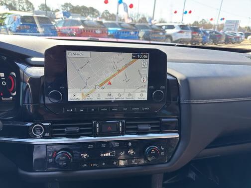 2023 Nissan Pathfinder Platinum 4WD