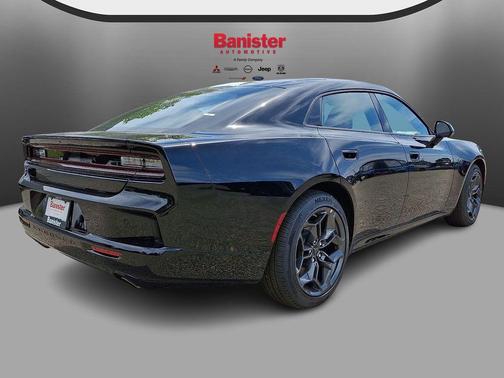 Diamond Black Crystal Pearlcoat 2026 Dodge Charger R/T