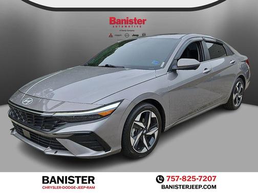 Fluid Metal 2024 Hyundai ELANTRA Limited