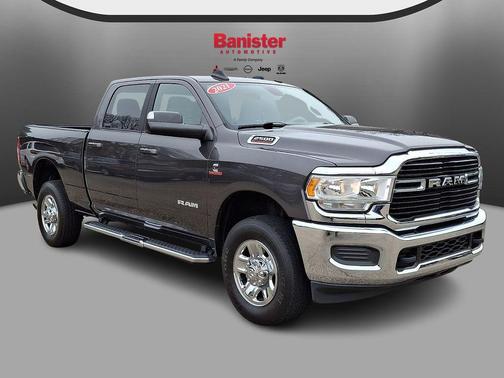 2021 RAM 2500 Big Horn Crew Cab 4x4 6'4' Box