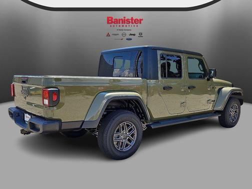 2025 Jeep Gladiator Sport S