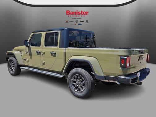 2025 Jeep Gladiator Sport S