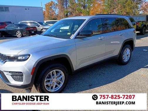 2025 Jeep Grand Cherokee Laredo