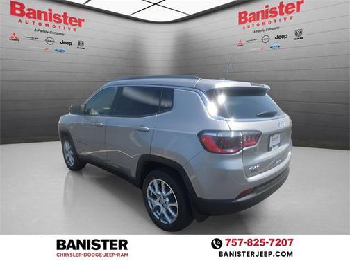 2022 Jeep Compass Latitude Lux