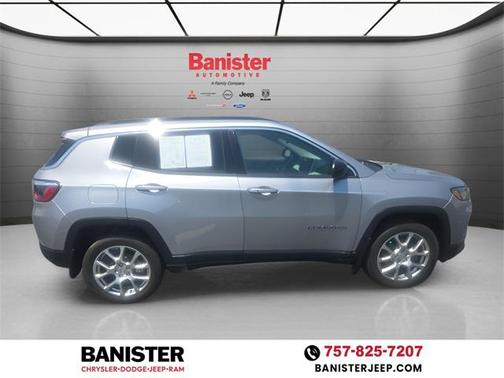 2022 Jeep Compass Latitude Lux