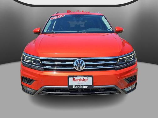 Habanero Orange Metallic 2019 Volkswagen Tiguan 2.0T SEL