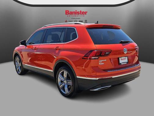 Habanero Orange Metallic 2019 Volkswagen Tiguan 2.0T SEL