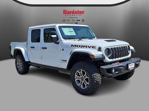 Bright White Clearcoat 2026 Jeep Gladiator Mojave X 4x4