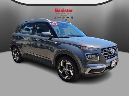 Ecotronic Gray 2025 Hyundai VENUE SEL