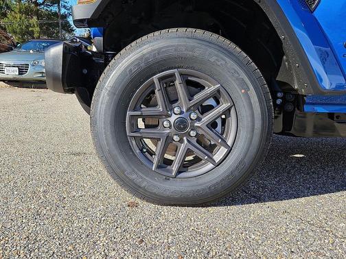 2026 Jeep Gladiator Sport S