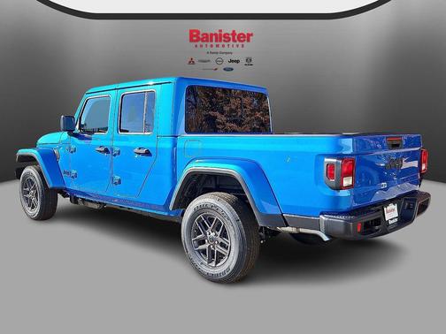 2026 Jeep Gladiator Sport S