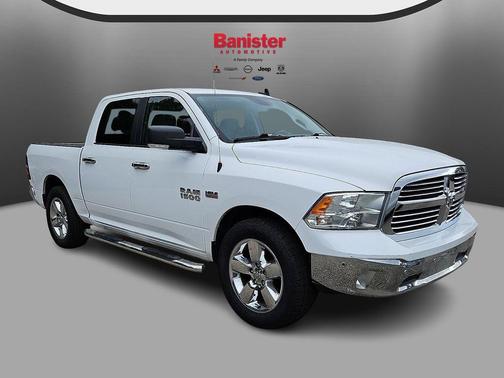 Bright White Clearcoat 2017 RAM 1500 Big Horn