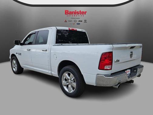 Bright White Clearcoat 2017 RAM 1500 Big Horn