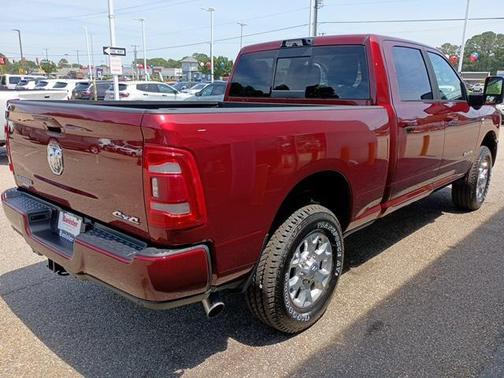 2024 RAM 2500 Laramie Crew Cab 4x4 6'4' Box