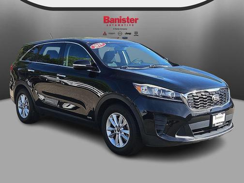 Ebony Black 2019 Kia Sorento LX