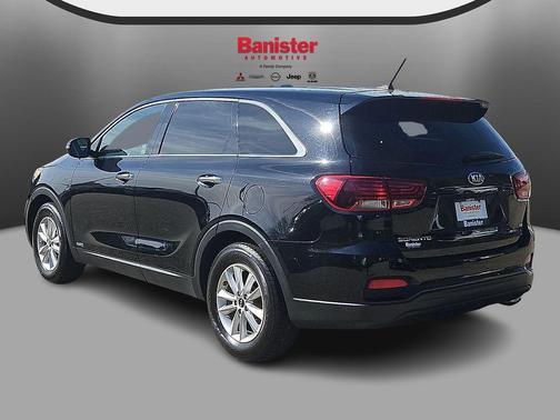 Ebony Black 2019 Kia Sorento LX