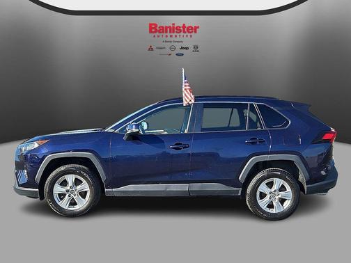 2020 Toyota RAV4 XLE