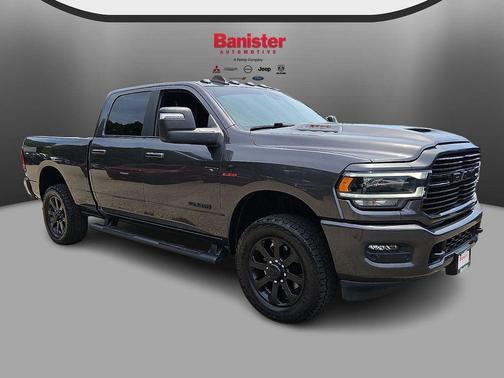 Granite Crystal Metallic Clearcoat 2023 RAM 2500 Laramie Crew Cab 4x4 6'4' Box