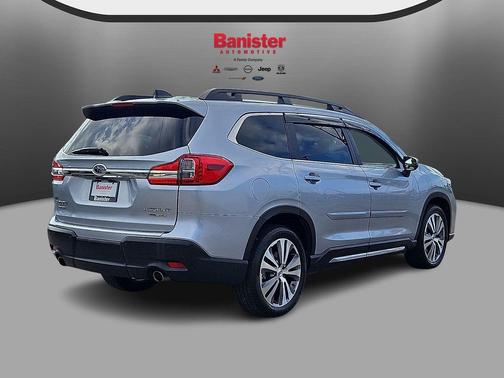 Ice Silver Metallic 2019 Subaru Ascent Limited 8-Passenger