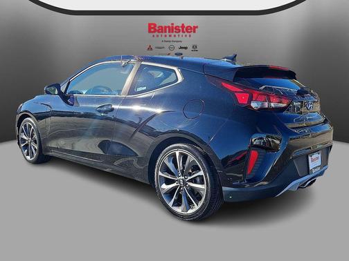 2020 Hyundai Veloster 2