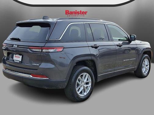 2026 Jeep Grand Cherokee Laredo