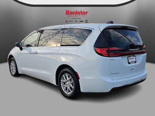 2026 Chrysler Pacifica L