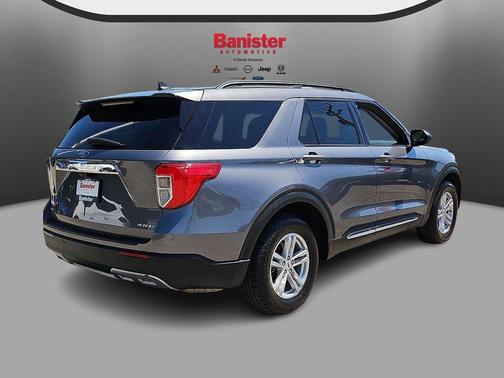 Carbonized Gray Metallic 2022 Ford Explorer XLT