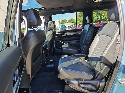Steel Blue Exterior Paint 2026 Jeep Grand Wagoneer Upland 4x4