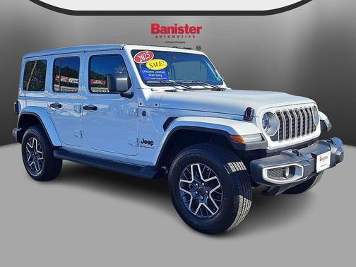 2025 Jeep Wrangler 4-Door Sahara 4x4