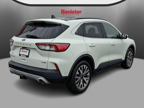 2020 Ford Escape Titanium