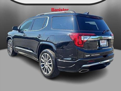 2022 GMC Acadia Denali
