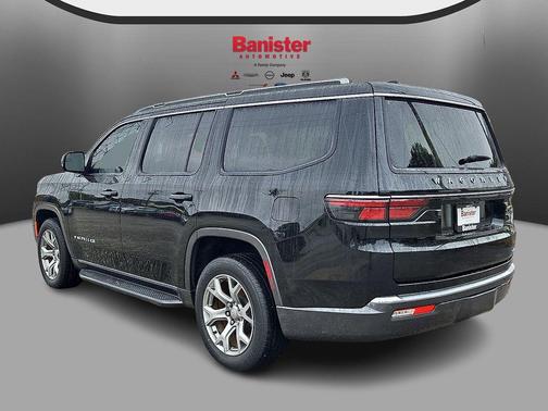 2022 Jeep Wagoneer Series II 4x2