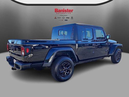 2021 Jeep Gladiator Sport S