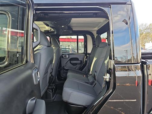 2026 Jeep Gladiator Sport S