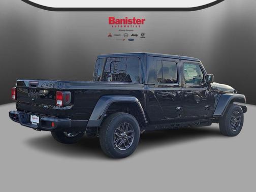 2026 Jeep Gladiator Sport S