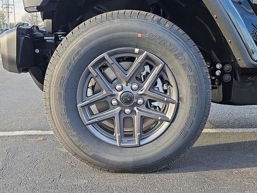 2026 Jeep Gladiator Sport S